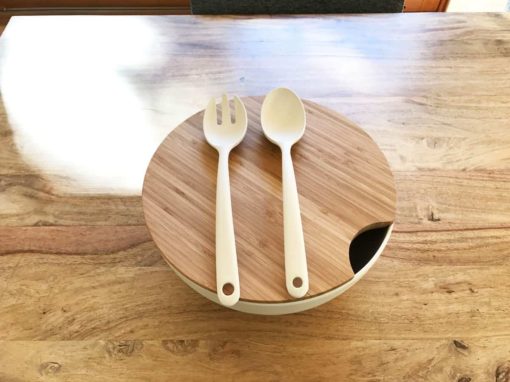 Set of 4: Large Serving and Salad Bowl with Servers and Bamboo Cutting Board Lid (Natural White) - Image 6
