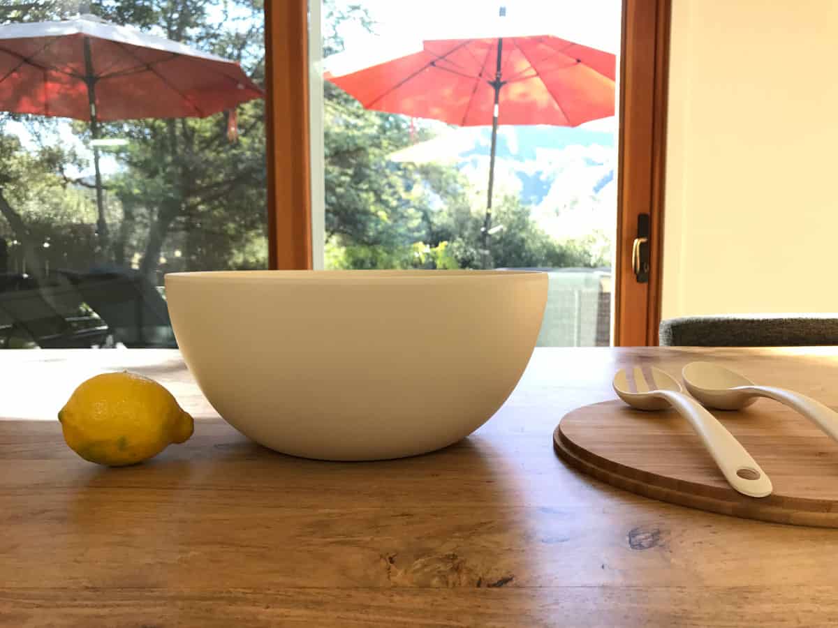 bowl-lemon-fb Large Serving Bowl with Servers in White
